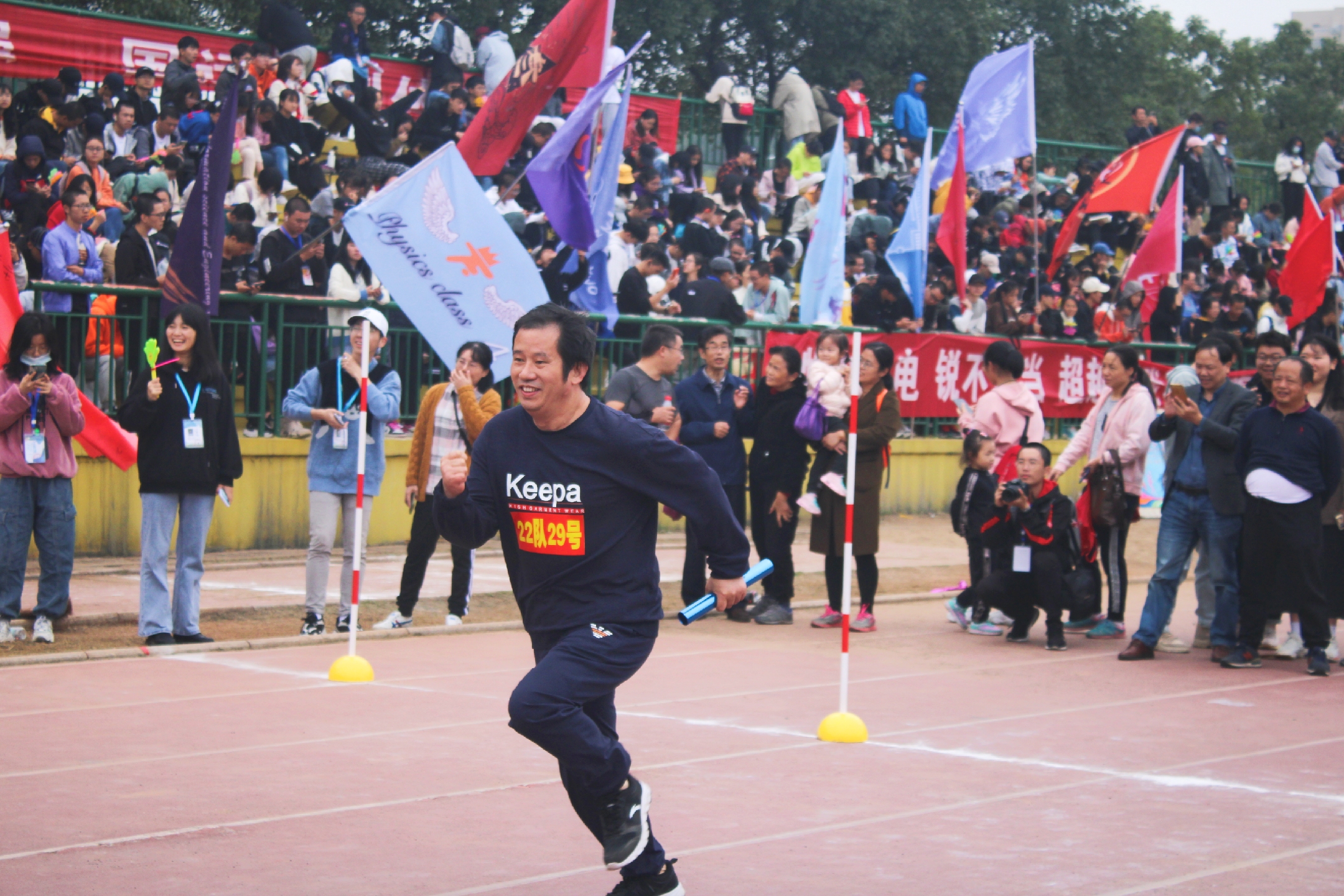 c04ebe2543b241f3b1fc8c4bde5e744d.jpg c04ebe2543b241f3b1fc8c4bde5e744d.jpg