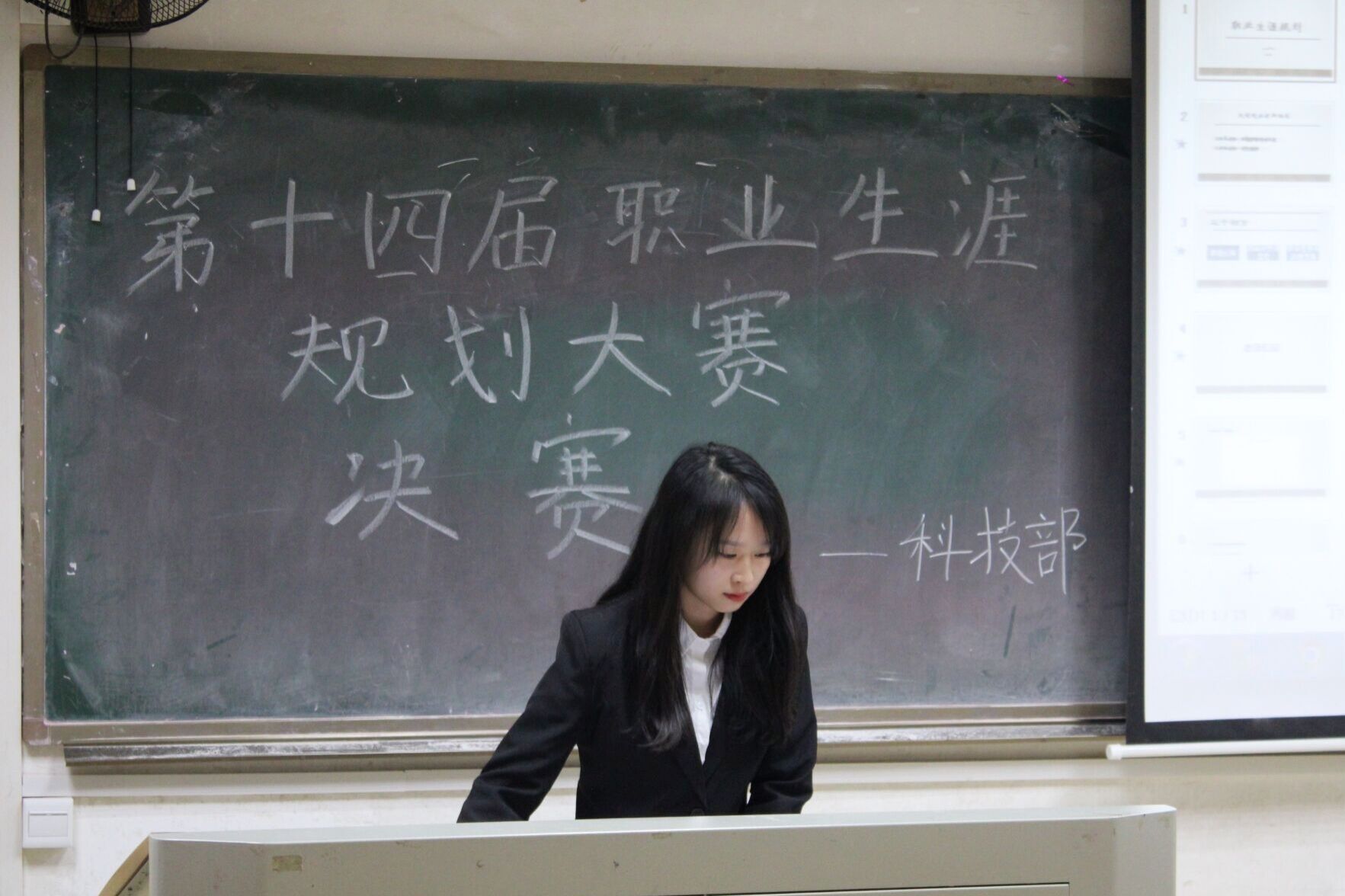 5f8b31f3584446ae8c1671e4a30fdc14.jpg 5f8b31f3584446ae8c1671e4a30fdc14.jpg