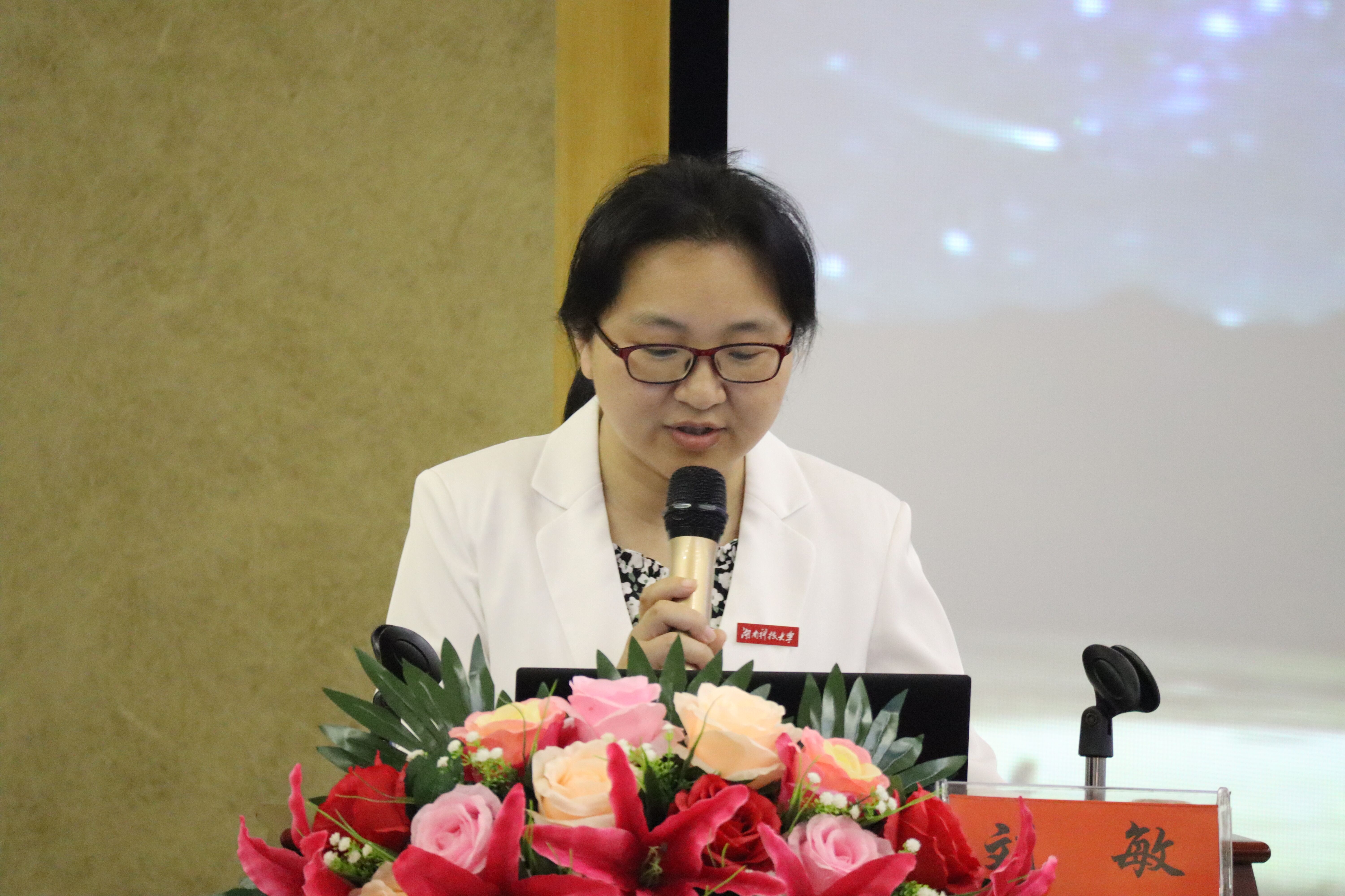 8b06da88ce5e4704a84430b82032c168.jpg 8b06da88ce5e4704a84430b82032c168.jpg