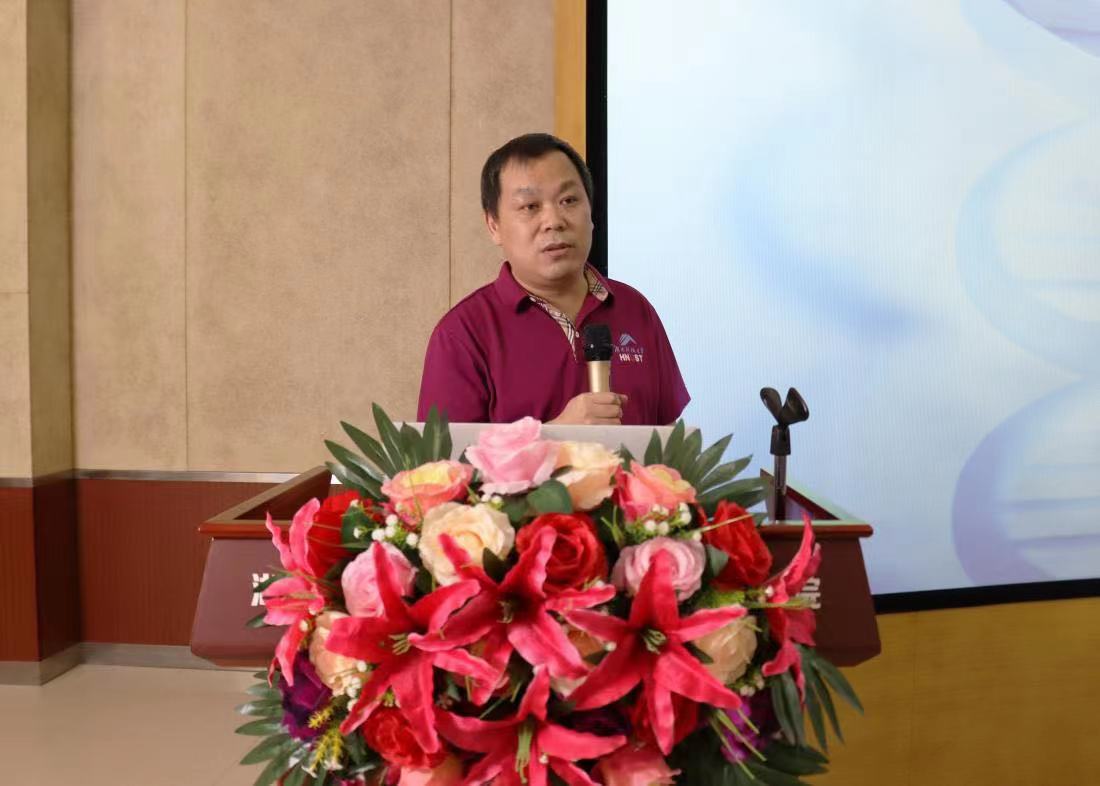 4b2031e9140546ab841e469a33170734.jpg 4b2031e9140546ab841e469a33170734.jpg