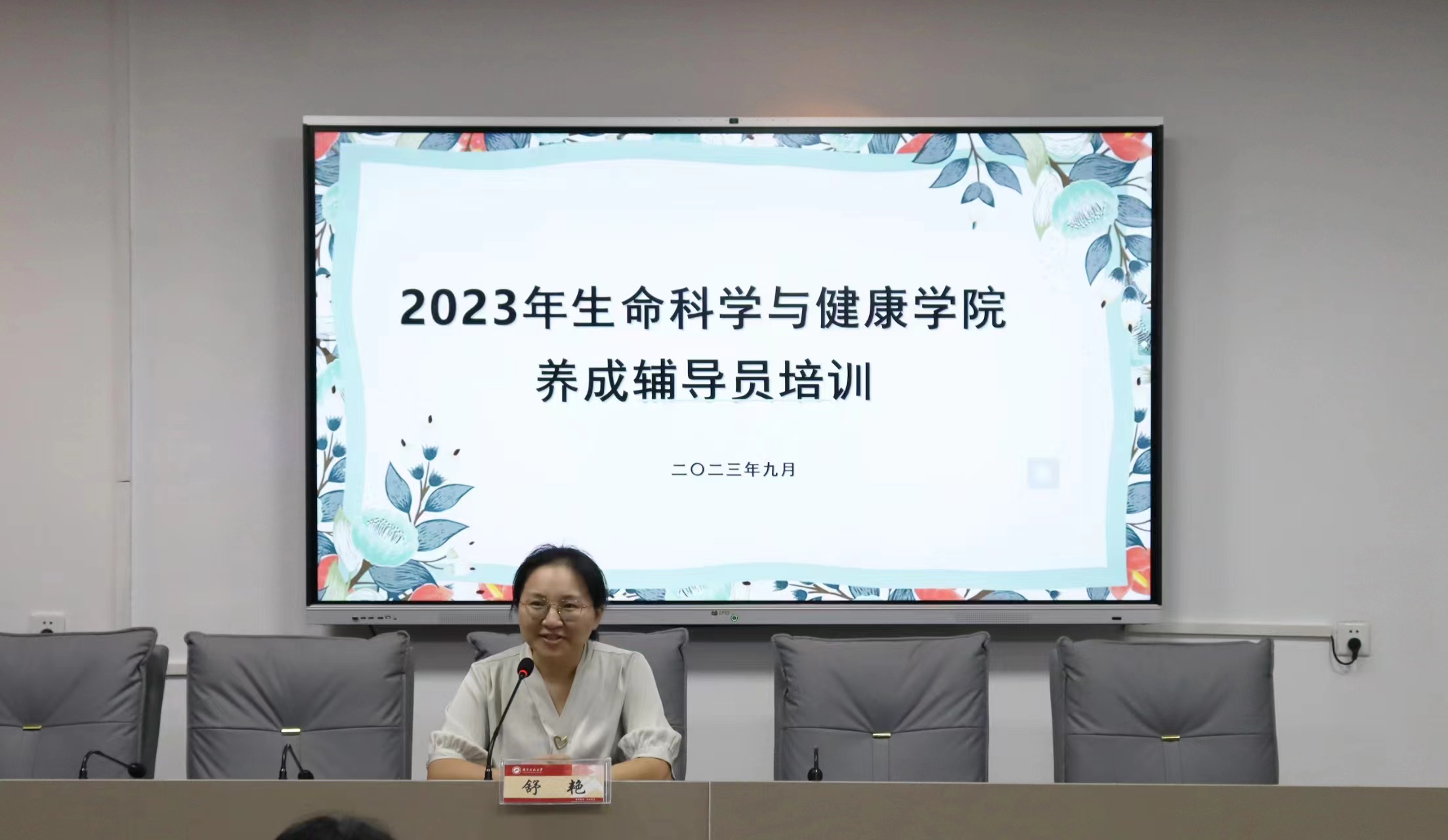 28b0a1353a9d4540bf7c5cc7eb6dab44.jpg 28b0a1353a9d4540bf7c5cc7eb6dab44.jpg